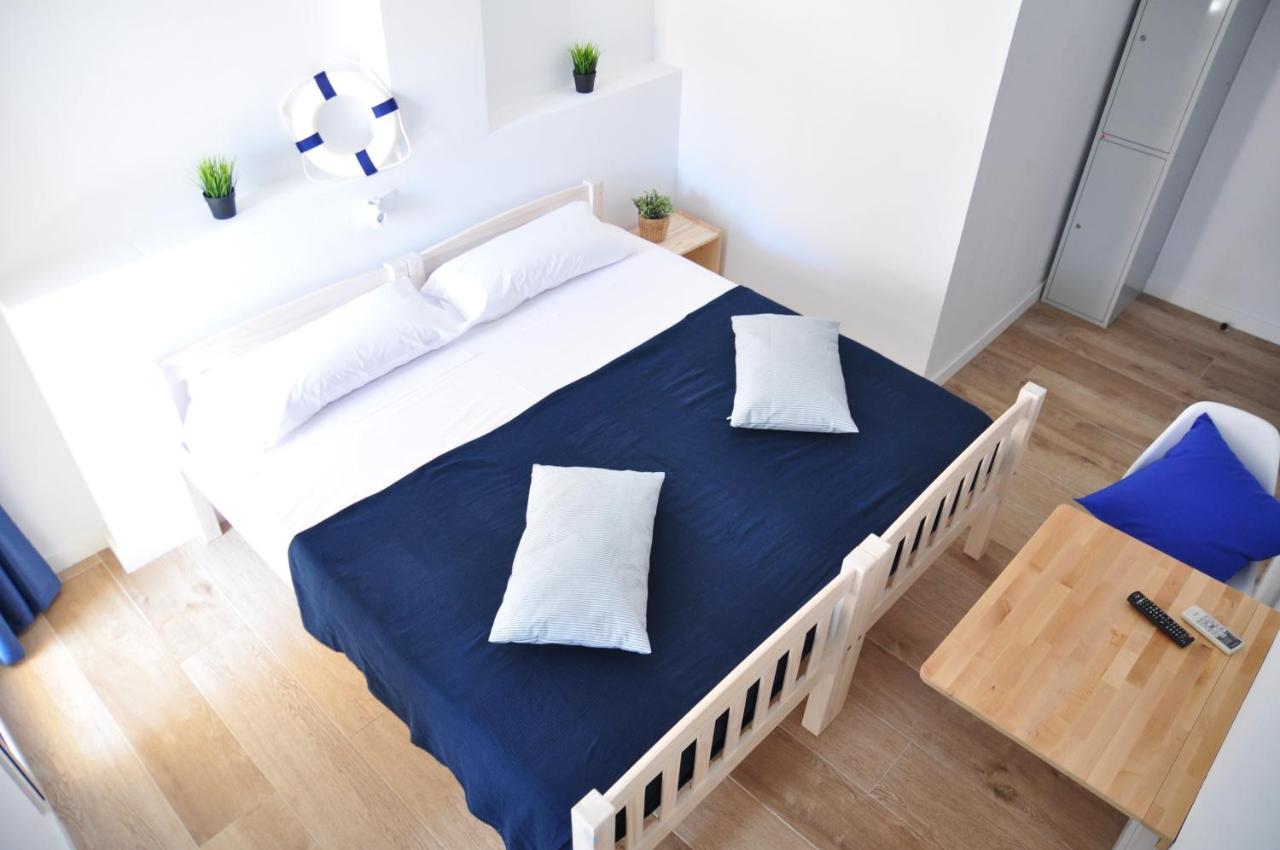 Hostal Porto Mar Salou Szoba fotó